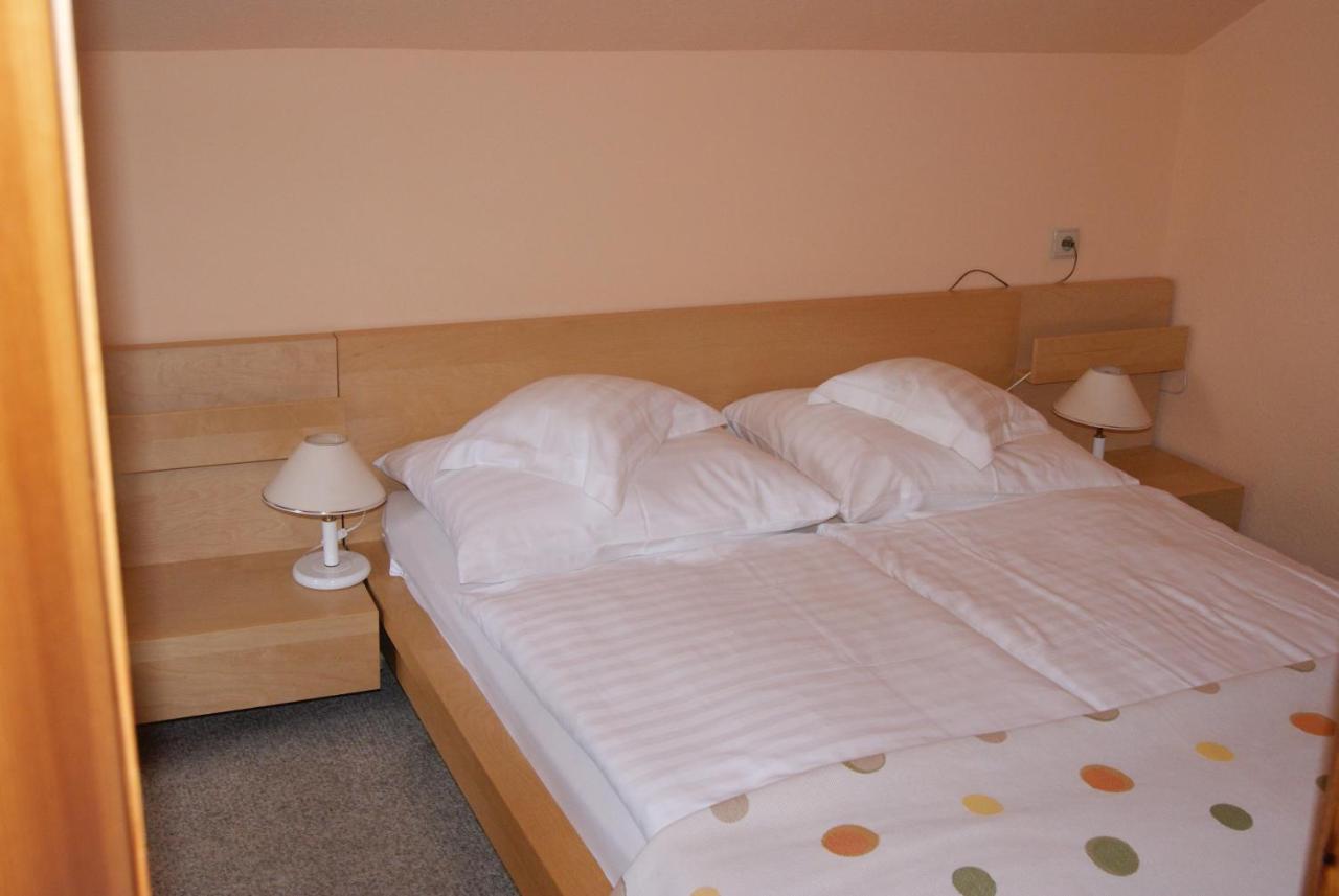Hotel Alga Ustka Exterior photo