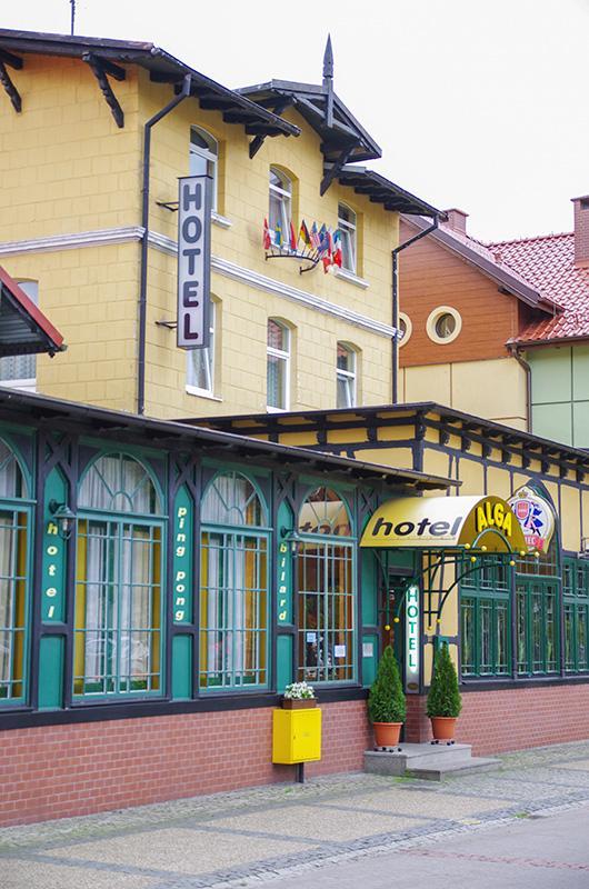 Hotel Alga Ustka Exterior photo